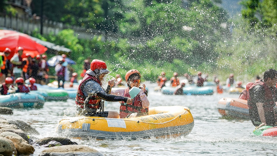 高温“带火”龙岗“清凉经济”